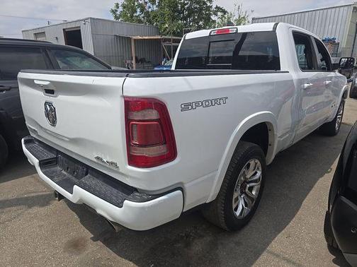 Bright White Clearcoat 2020 RAM 1500 Laramie