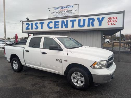 2022 RAM 1500 Classic SLT
