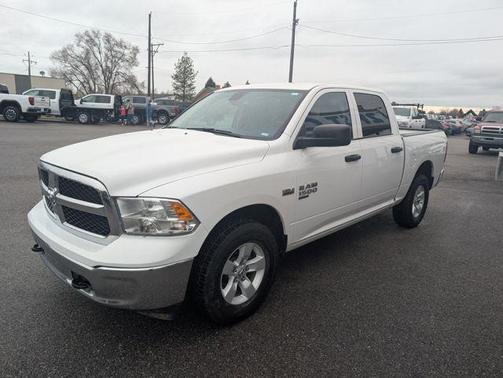 2022 RAM 1500 Classic SLT