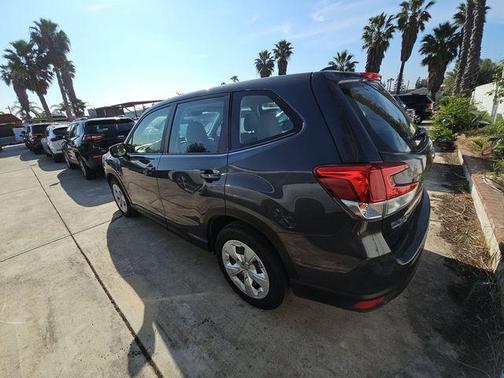 2023 Subaru Forester Base