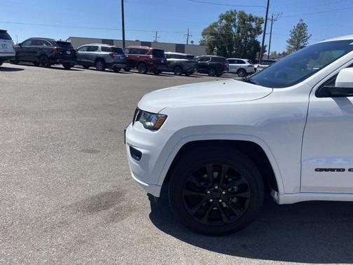 2018 Jeep Grand Cherokee Altitude