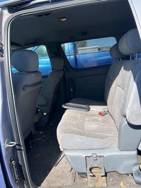 1999 Toyota Sienna CE