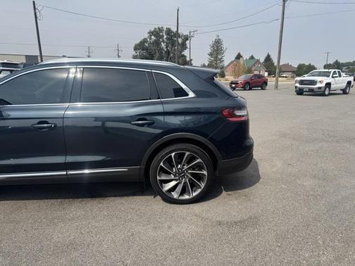 2021 Lincoln Nautilus Reserve