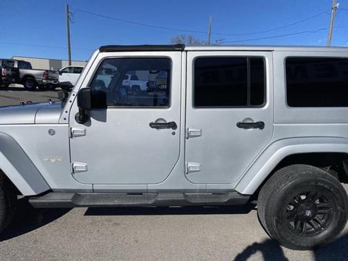 2012 Jeep Wrangler Unlimited Sahara