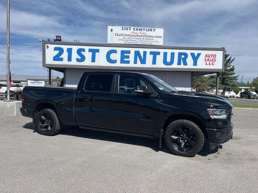 Diamond Black Crystal Pearlcoat 2019 RAM 1500 Sport