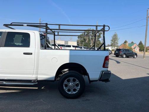 2023 RAM 2500 Big Horn Crew Cab 4x4 6'4' Box