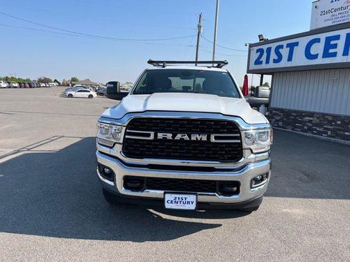 2023 RAM 2500 Big Horn Crew Cab 4x4 6'4' Box