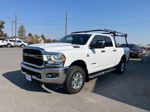 2023 RAM 2500 Big Horn Crew Cab 4x4 6'4' Box