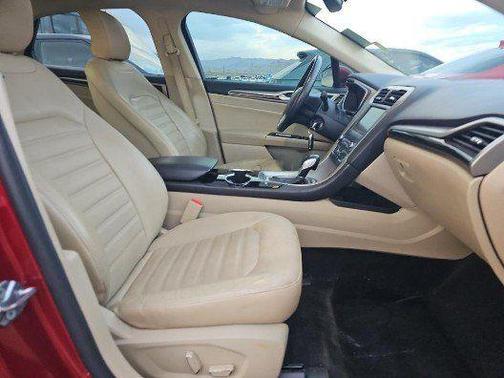 2016 Ford Fusion Hybrid SE