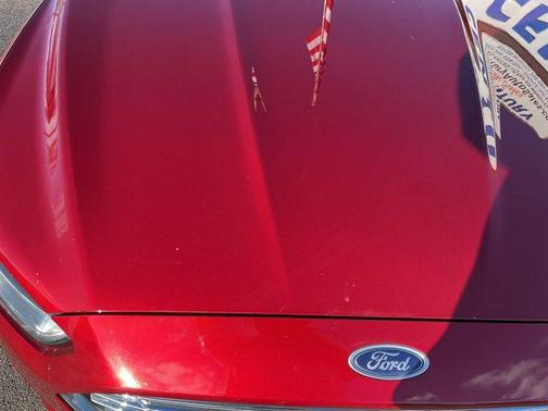 2016 Ford Fusion Hybrid SE