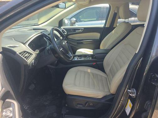 Magnetic 2020 Ford Edge SEL