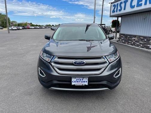 Photo 2 of 33 of 2018 Ford Edge Titanium