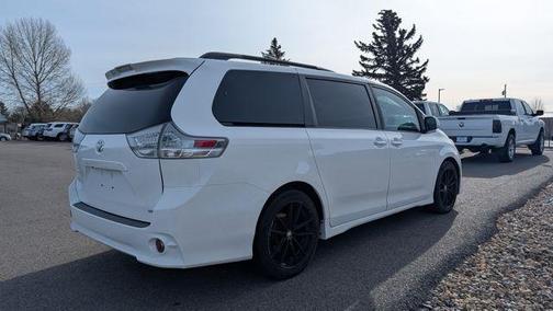 2018 Toyota Sienna SE Premium