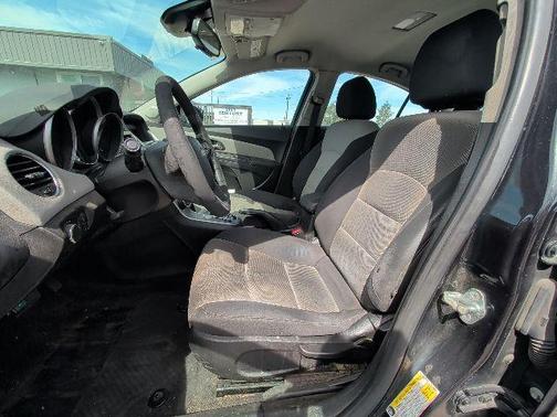 Black Granite Metallic 2016 Chevrolet Cruze Limited LS