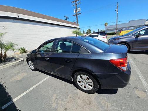 Black Granite Metallic 2016 Chevrolet Cruze Limited LS