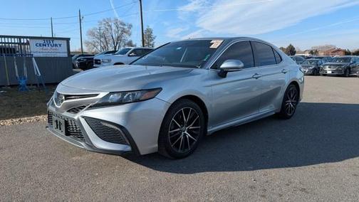 2022 Toyota Camry SE