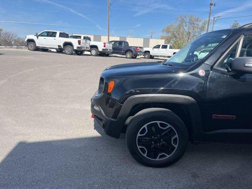 Black 2017 Jeep Renegade Trailhawk