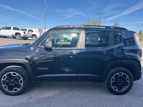 Black 2017 Jeep Renegade Trailhawk