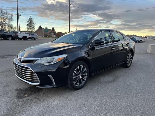 2016 Toyota Avalon XLE