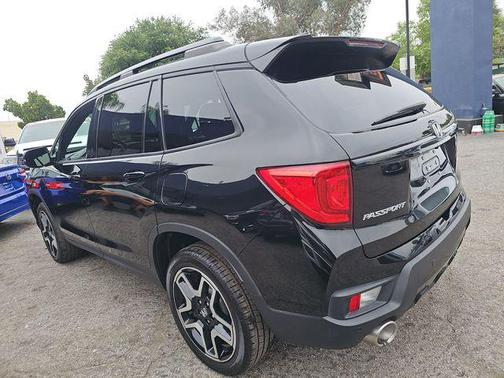 Crystal Black Pearl 2022 Honda Passport AWD Elite