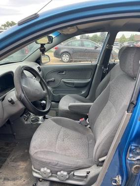 2004 Kia Rio Base