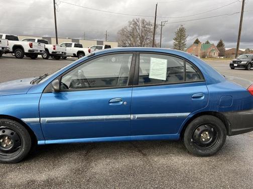 2004 Kia Rio Base