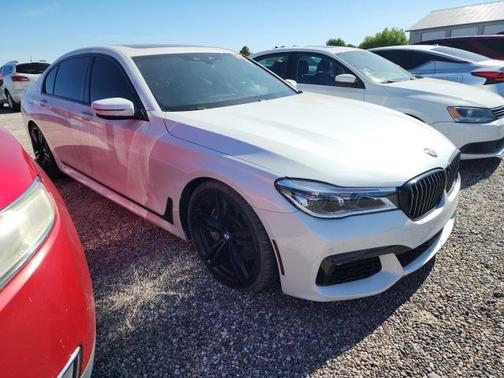 2019 BMW 750 I