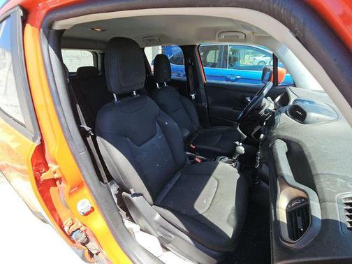 Omaha Orange 2017 Jeep Renegade Latitude