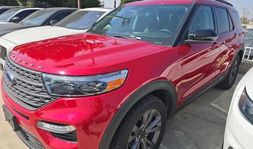 Rapid Red Metallic Tinted Clearcoat 2022 Ford Explorer XLT
