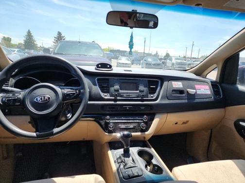 2016 Kia Sedona LX