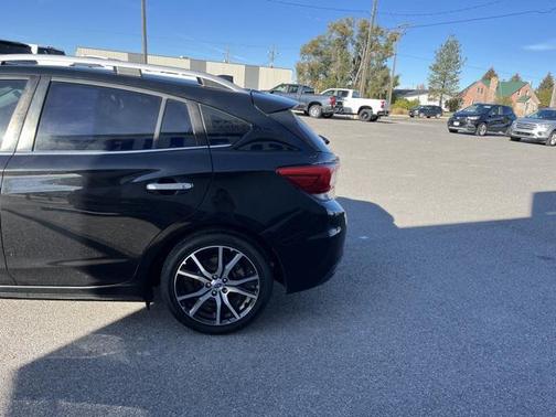 2017 Subaru Impreza 2.0i Limited