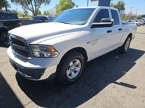 Bright White Clearcoat 2022 RAM 1500 Tradesman