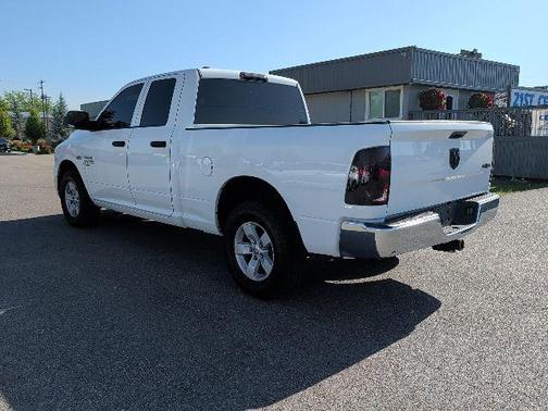 Bright White Clearcoat 2022 RAM 1500 Tradesman