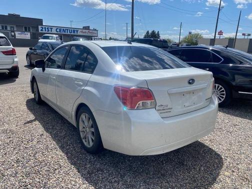 2013 Subaru Impreza 2.0i Premium