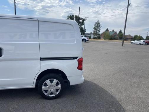 2021 Nissan NV200 SV