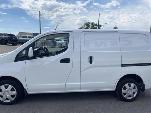2021 Nissan NV200 SV