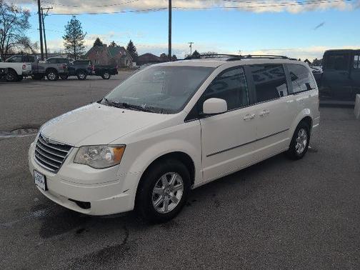 2009 Chrysler Town & Country Touring
