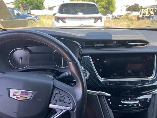 2023 Cadillac XT6 Premium Luxury AWD