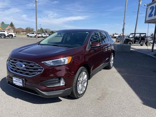 2023 Ford Edge Titanium