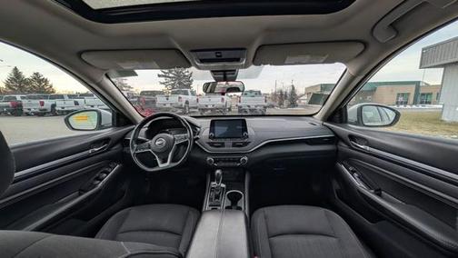 2021 Nissan Altima 2.5 SV