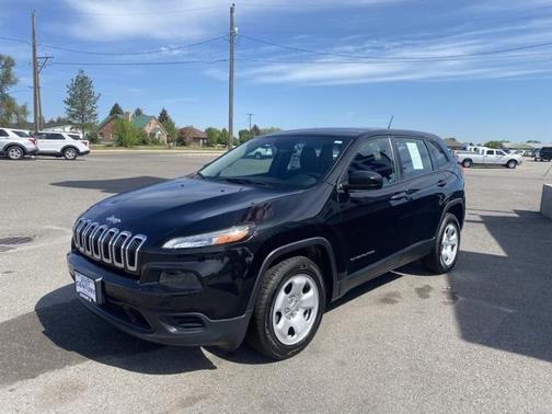 2016 Jeep Cherokee Sport
