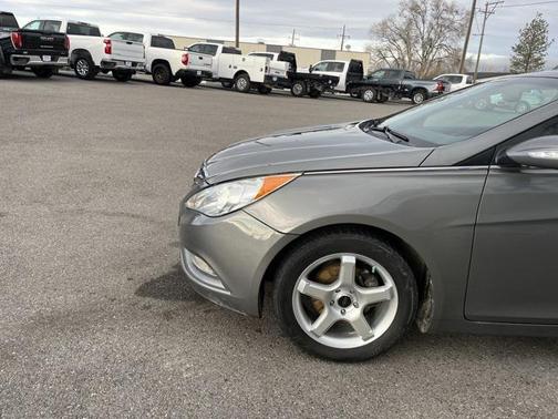 2013 Hyundai SONATA Limited