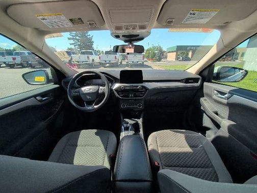 Oxford White 2020 Ford Escape SE