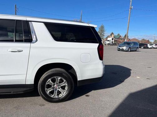2023 GMC Yukon XL SLE