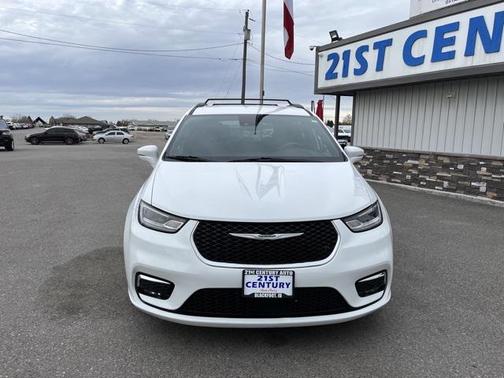 2022 Chrysler Pacifica Touring