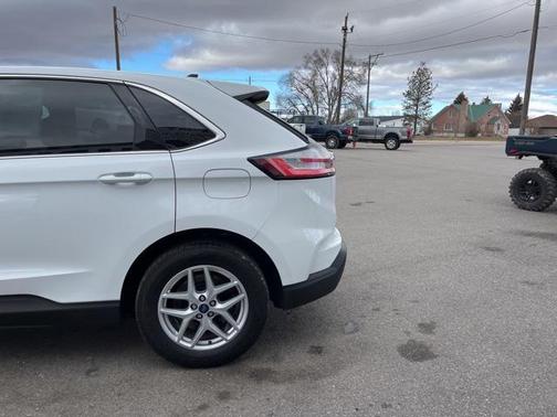 2021 Ford Edge SEL