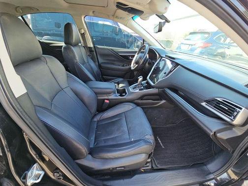 Crystal Black Silica 2022 Subaru Legacy Limited