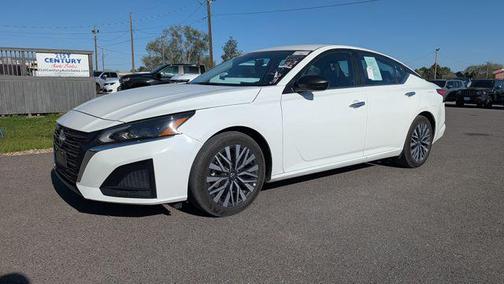 Glacier White 2025 Nissan Altima 2.5 SV