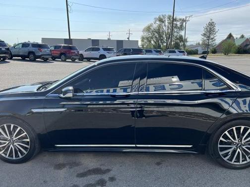 2018 Lincoln Continental Select
