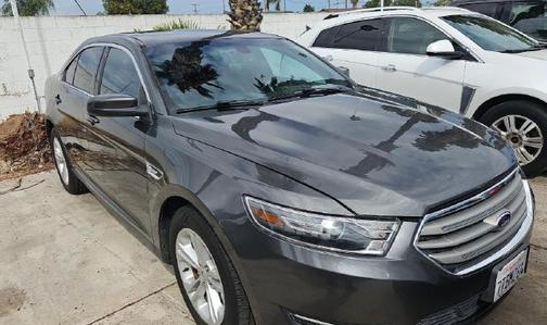 Magnetic 2016 Ford Taurus SEL